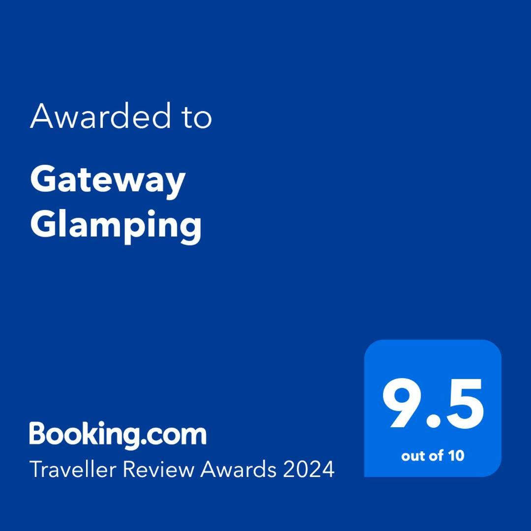 Gateway Glamping Hotel Farranfore Exterior photo